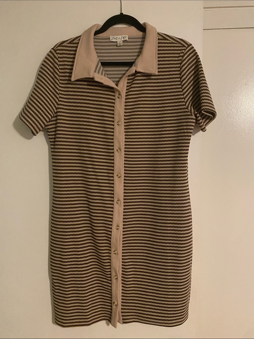 She + Sky Beige and Brown Striped Short-Sleeve Button-Front Shirt